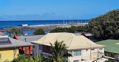 opportunitÉ À saisir ! À vendre appartement de 138 m2  à quelques pas du lagon à terre sainte - ref - 254677