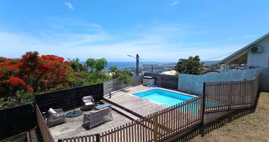 superbe villa t5 avec belles prestations sur  630m² de terrain.