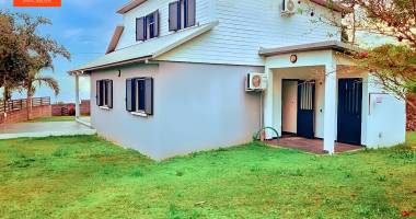 la ravine des cabris -  maison f4 de 140 m² - 1 500   cc- disponible mi-juillet