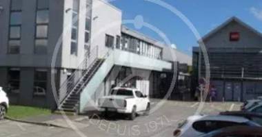  louer 100 m2 local commercial ou bureau  baie-mahault