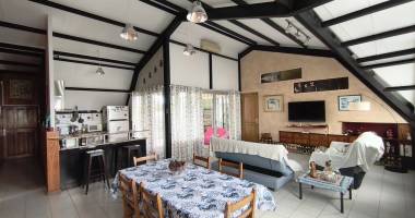 appartement - 6 pièces - 104 m²