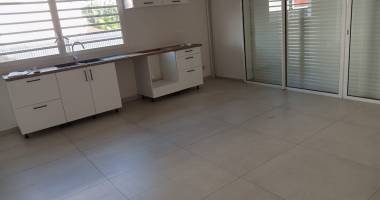 villa mitoyenne t4 en r+1  -  bois sergent 97170 petit-bourg