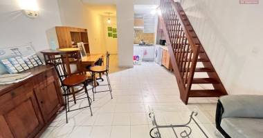 a louer studio meublé dans la résidence esplanade de bellepierre