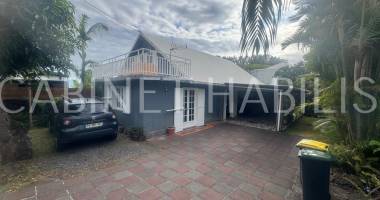 a vendre - une maison f6 de 151.64 m2 environ - saint-joseph - 286 900 €