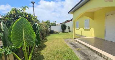 grande maison de 110 m2, avec 3 chambres, jardin, terrasse