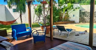 maison 7 pièces 200 m2 avec 5 chambres et piscine-ref 251871